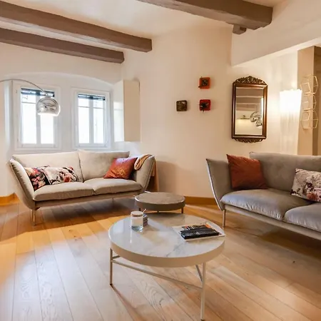 La Tour Du - Beautiful In The Heart Of Apartment *